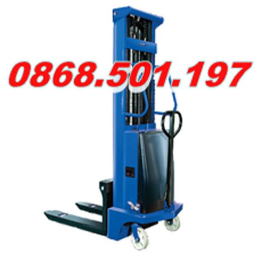 xe nâng bán tự động 1500kg
