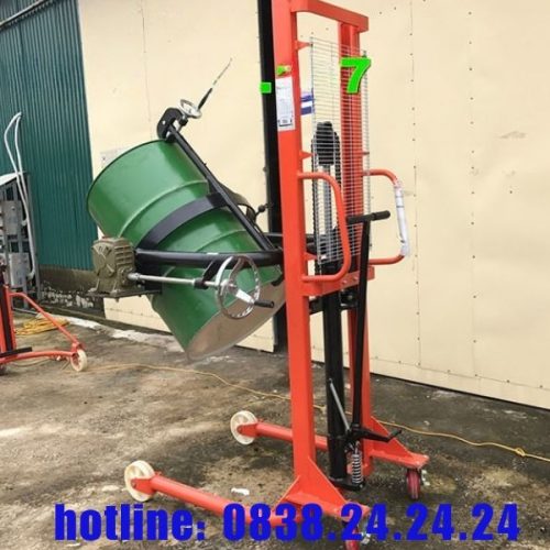 Xe nâng thùng phuy có những công dụng hiệu quả gì