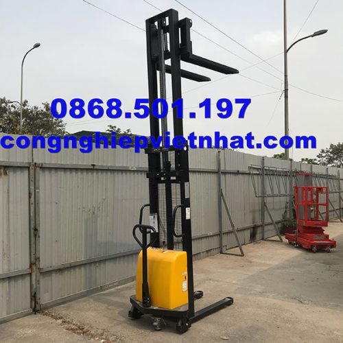 xe nâng bán tự động 1.5 tấn nâng cao 3 mét