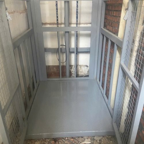 Thang Nâng Hàng 250kg