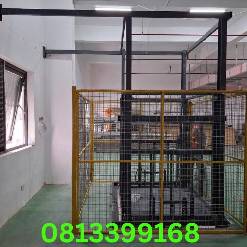 So sánh Thang Nâng Hàng Thủy Lực và Thang Truyền Thống: So Sánh Toàn Diện, Lựa Chọn Tối Ưu Cho Doanh Nghiệp 1 thang nâng hàng giải pháp